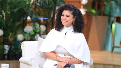 اليوم.. نسمة محجوب ضيفة مني الشاذلي في برنامج معكم 