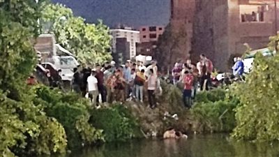 انتشال تروسيكل سقط في ترعة القاصد بطنطا ونجاة قائده