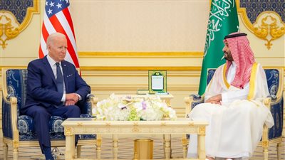 بن سلمان يوجه صفعة لـ بايدن معلنًا رفض زيادة إمدادات الطاقة السعودية