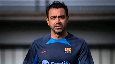 تشافي: لا أنظر إلى الأعمار أو الأسماء.. ما يهمني فقط ماذا سيستفيد برشلونة