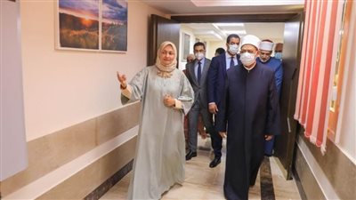 خلال افتتاحه.. شيخ الأزهر يثمن جهود مركز تطوير تعليم الطلاب الوافدين والأجانب