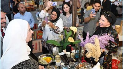 التضامن: نقدم الدعم الكامل لسيدات تكافل وكرامة وأسرهن العاملين بالمنتجات الحرفية والتراثية