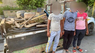 بطاريات معدات وبنطة حفار.. القبض على مرتكبي واقعة سرقة أحد المواقع تحت الإنشاء بالسويس