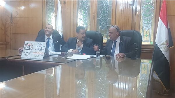  توافد المرشحين على