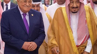 عباس يشكر الملك سلمان وولي عهده على وقوفهما إلى جانب القضية الفلسطينية بقمة جدة 