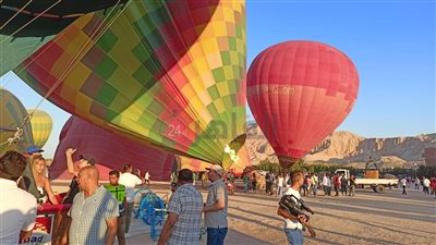 تفاصيل حادث البالون الطائر بالأقصر.. ونجاة 28 راكبا