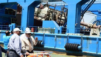 أسامة ربيع: إنجاز 43.6% من توسعة وتعميق القطاع الجنوبي لقناة السويس