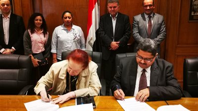 قطاع الأعمال: تحويل مصنع غزل مغلق لسنوات بالفيوم إلى مجمع للملابس الجاهزة