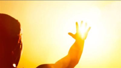 وسط تحذيرات الأرصاد.. طقس شديد الحرارة يضرب العريش والمنيا | بث مباشر