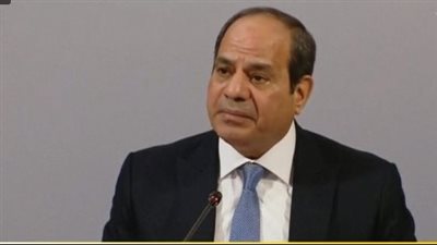 السيسي: إفريقيا تقع في قلب التحديات المناخية.. وتتأثر بها على نحو يفوق غيرها من المناطق 
