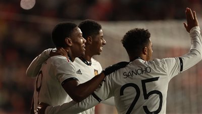 مانشستر يونايتد يضرب كريستال بالاس بثلاثية وديا