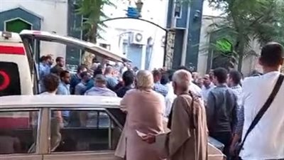 تشييع جثامين 3 ضحايا من أسرة واحدة لقوا مصرعهم بحادث أتوبيس بالطريق الصحراوي الشرقي في المنيا | بث مباشر 