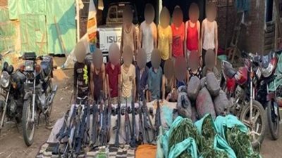 ضبط 16 عنصرًا إجراميًا بحوزتهم 22 سلاحًا ناريًا ومخدرات بالقليوبية