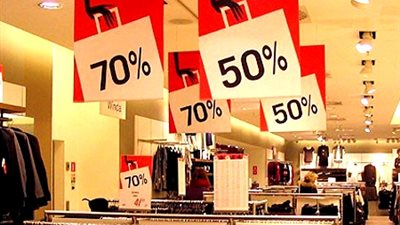 شعبة الملابس: الأوكازيون الصيفي ينطلق الشهر المقبل بتخفيضات تصل لـ 70%