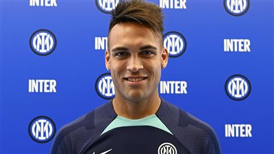 لاوتارو مارتينيز يفوز بجائزة لاعب الموسم مع إنتر ميلان