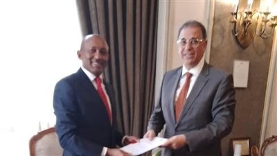 تأكيدا لـ القاهرة 24.. السفير الإثيوبي الجديد يسلم أوراق اعتماده في مصر | صورة