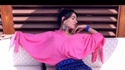 مغنجه.. ديانا حجاج تروج لـ أحدث أعمالها بعد شائعات اعتزالها