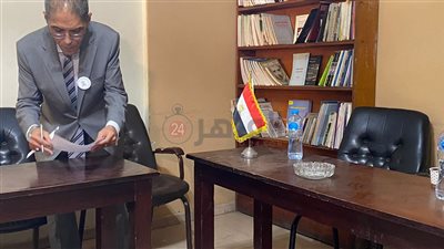 مشادات خلال انتخابات الدستور.. وخالد داوود ينفعل: مينفعش يعملوا دعاية في فترة الصمت الانتخابي