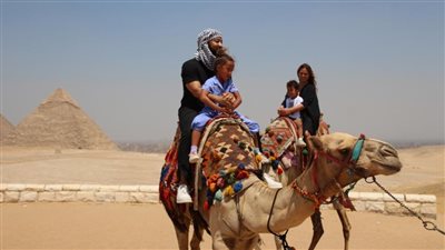 موقع سياحي شهير يسلط الضوء على أسباب اختيار السائحين المقصد السياحي المصري