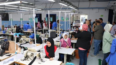 محافظ القاهرة: توفير 100 فرصة عمل لمتدربي جهاز تشغيل الشباب 