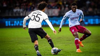 أستون فيلا يتعادل مع مانشستر يونايتد وديًا قبل انطلاق الموسم الجديد