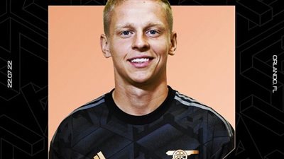 رسميًا.. أرسنال يعلن تعاقده مع زينشينكو قادمًا من مانشستر سيتي 