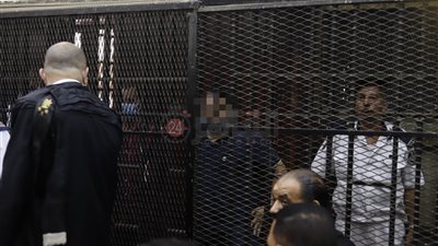 كان بيدوس على وشها بغِل.. صديق زوج شيماء جمال يكشف حالة القاتل أثناء ارتكاب الجريمة | تحقيقات