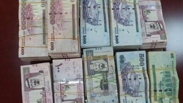 جمارك مطار القاهرة