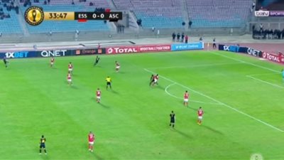 التعادل السلبي يحسم الشوط الأول بين الأهلي والنجم الساحلي بدوري أبطال إفريقيا