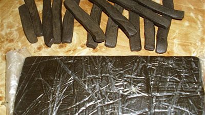 القبض على ترزي بحوزته 50 طربة حشيش في البحيرة