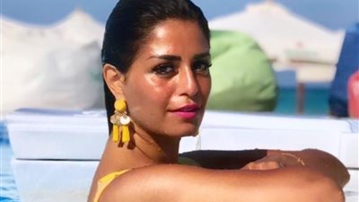 كن صبورًا.. منة فضالي تنصح متابعيها بعد انسحابها من فيلم ماكو (صورة)
