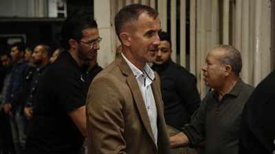 مصدر بـ”الزمالك”: مرتضى يرغب في إقالة ميتشو.. وأمير يتواصل مع كارتيرون