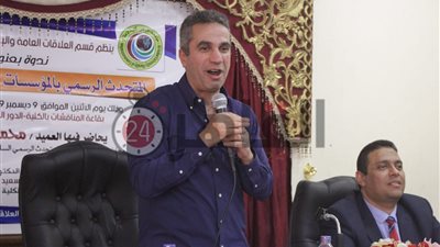 المتحدث العسكري السابق: فيه متحدثين رسميين بينطوا في بق الصحفي قبل ما يوجه سؤاله (فيديو)