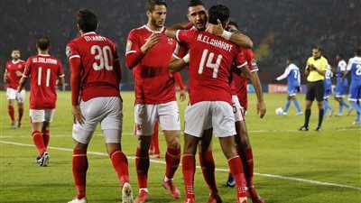 مشادة بين فتحي وربيعة عقب مباراة الأهلي والهلال السوداني