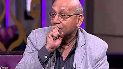 شاهد ..آخر لقاء للمخرج سمير سيف يحكي أسرار علاقته بالراحل أحمد زكي (فيديو)