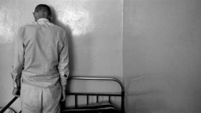 مريض نفسي يعتدي على العاملين ويحاول الهروب من مستشفى الطب النفسي بطنطا