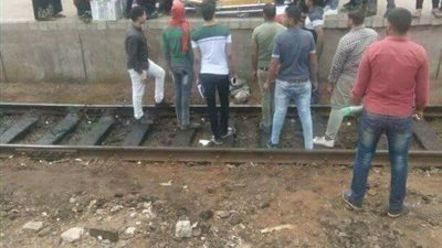 عاجل.. مصرع شاب سقط من قطار في طنطا