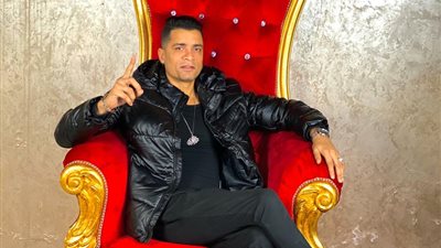 “حسن شاكوش” المطرب الذي احتل عرش “يوتيوب” وأزاح عمرو دياب وحماقي (فيديو وصور)