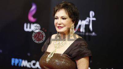 لبلبة تكشف حقيقة مشاركتها في مسلسل “نساء من ذهب” (خاص)