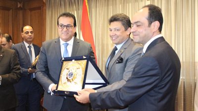 جامعة دمياط تحصل على المركز الأول كأفضل جامعة مصرية