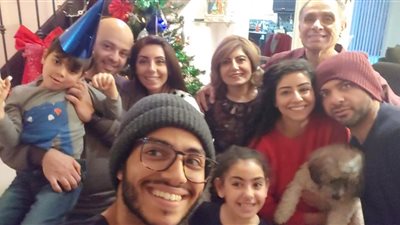 مينا مسعود وخالد سليم.. نجوم الفن يحتفلون بـ”الكريسماس” مع عائلاتهم (صور)