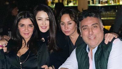 غادة عادل تحتفل بعيد ميلادها الـ45 بحضور أولادها ونجوم الفن (صور)