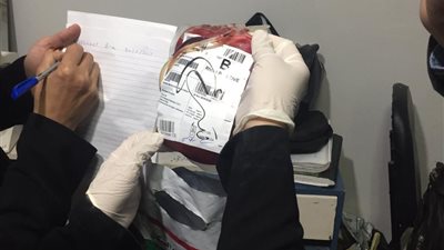 تحريز “دم” منتهي الصلاحية.. غلق معمل تحاليل شهير بالشرقية (صور)