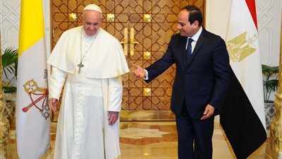 بابا الفاتيكان يشيد بجهود السيسي في تحقيق التعايش بين أبناء كافة الديانات