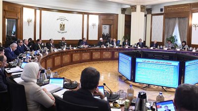 مجلس الوزراء يتبنى تطبيق سياسة الحقن الآمن والإجراءات المتعلقة بتأمين نقل الدم