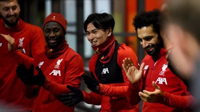 رفقة محمد صلاح.. مينامينو يشارك في مرانه الأول مع ليفربول (صور)