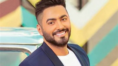 تعرف على أمنيات تامر حسني لسنة 2020 من برج خليفة (صورة)