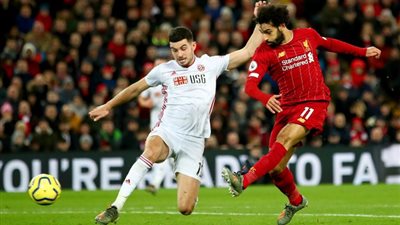 قطار ليفربول يدهس شيفيلد يونايتد بثنائية في الدوري الإنجليزي