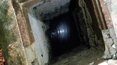 نيابة دمياط تصرح بدفن جثة شاب لقي مصرعه بعد سقوطه في بيارة صرف صحي