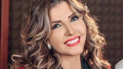 نادية مصطفى ضيف شرف الحفل السنوي لمركز الحفني للفنون